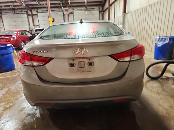 2013 HYUNDAI ELANTRA — DIRR