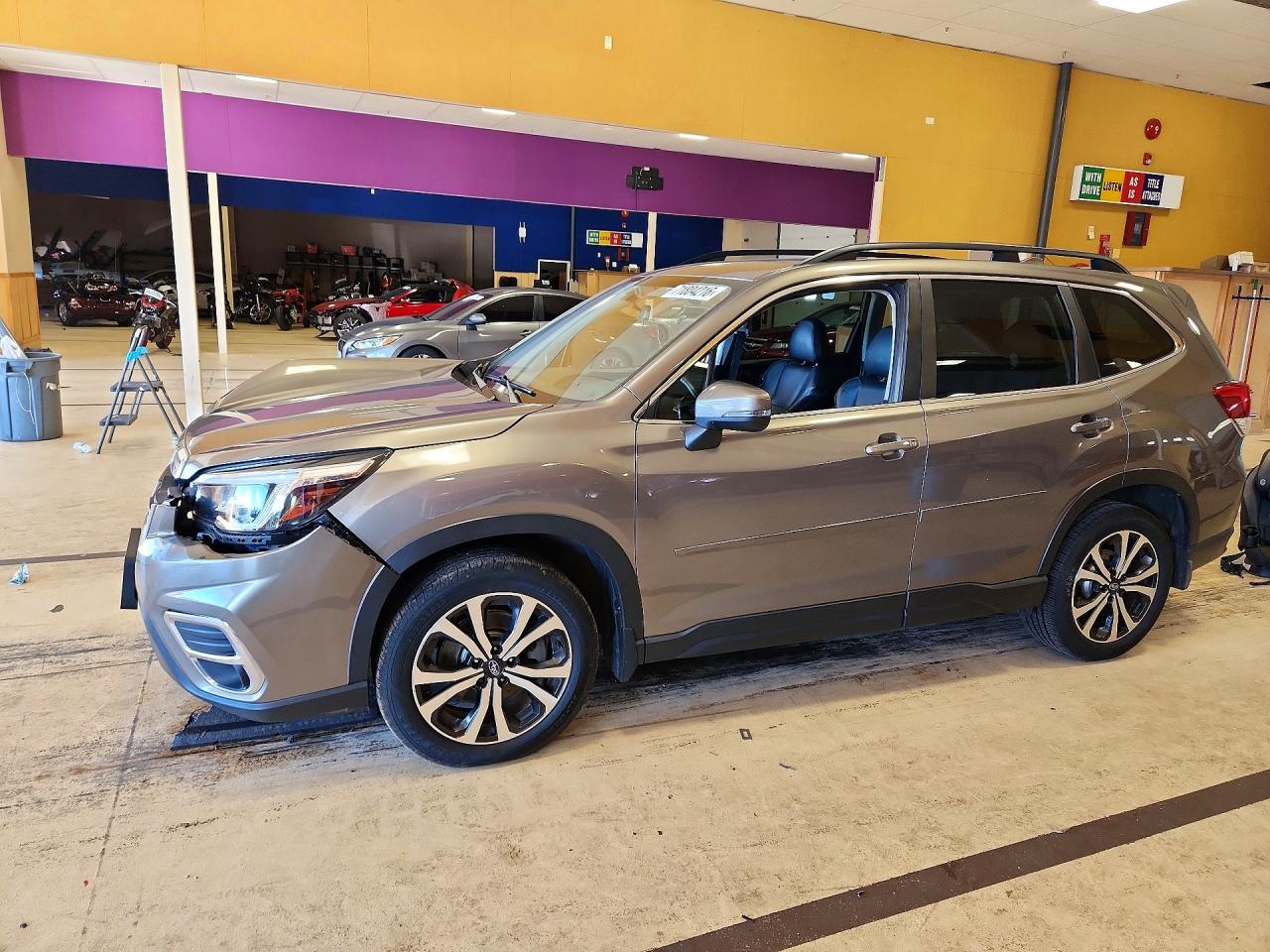 2020 SUBARU FORESTER Ltd+ES+NAVI(HK)+KA — Front 3/4