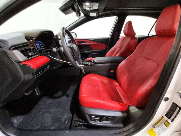 2025 TOYOTA CAMRY — DENT