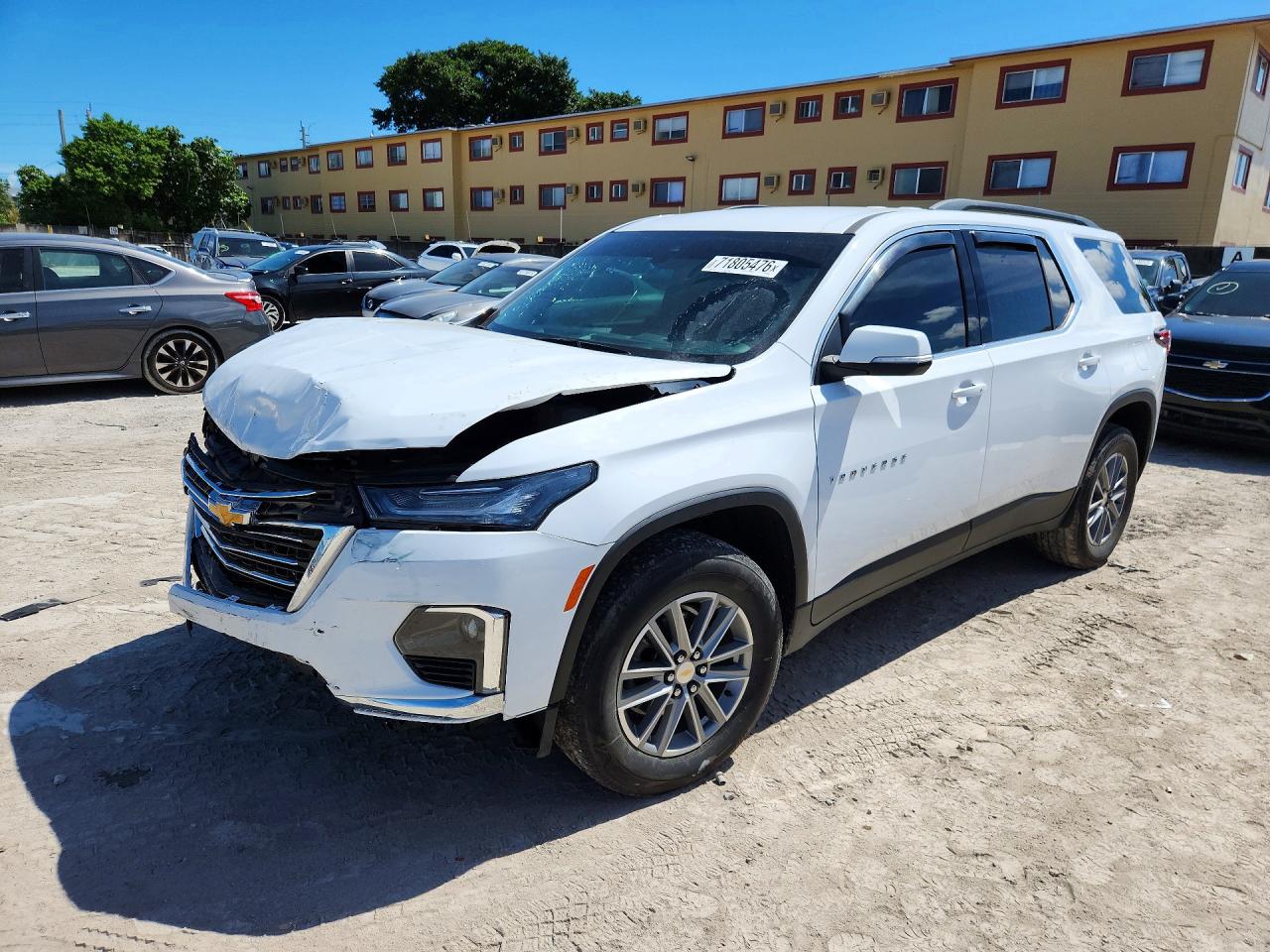 2022 CHEVROLET TRAVERSE — Front 3/4