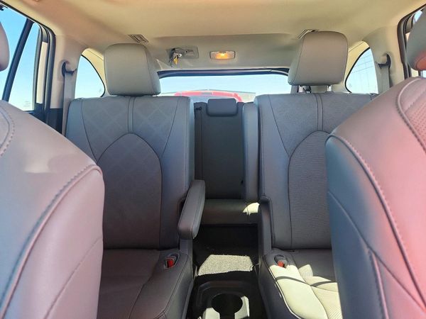2025 TOYOTA HIGHLANDER Platinum — SUVN
