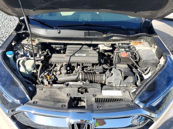 2017 HONDA CRV EX — Engine bay