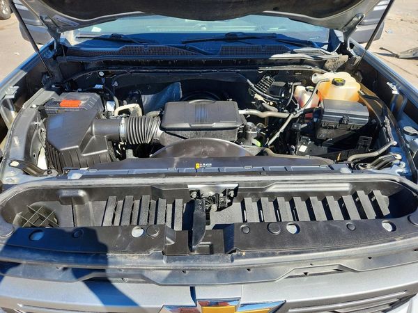 2024 CHEVROLET SILVERADO Custom — Engine bay