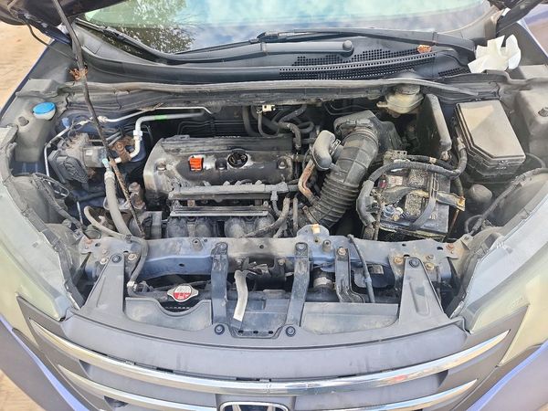 2014 HONDA CRV LX — Engine bay