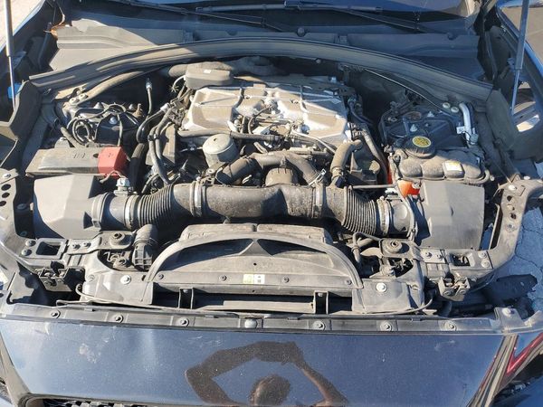 2020 JAGUAR F-PACE SVR — Engine bay