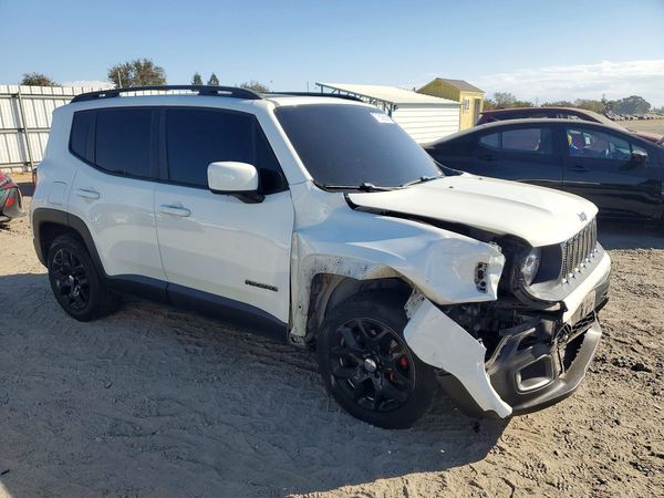 2015 JEEP RENEGADE — Passenger 3/4