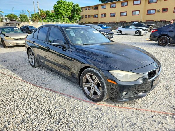 2014 BMW 328 — Passenger 3/4