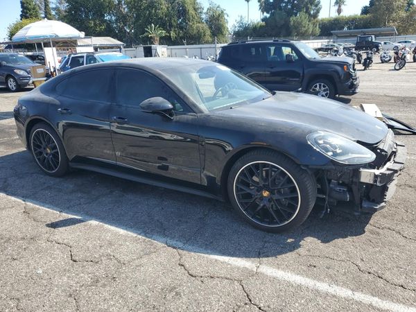 2020 PORSCHE PANAMERA Panamera / Panamera 4