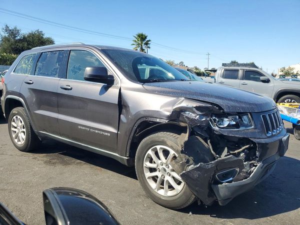 2014 JEEP CHEROKEE Laredo — Passenger 3/4
