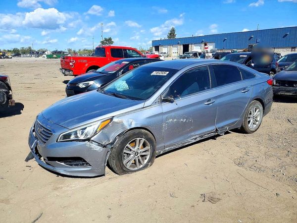 2015 HYUNDAI SONATA — DSFA — Front 3/4