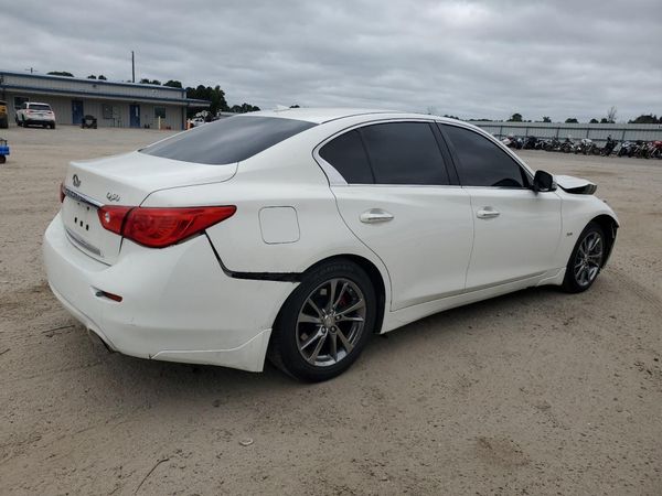 2017 INFINITI Q50