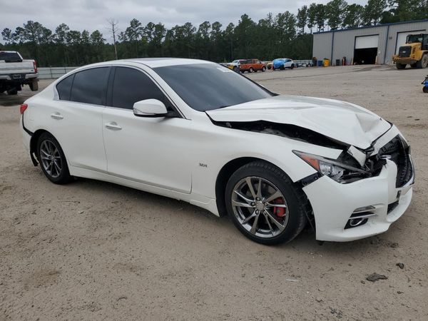 2017 INFINITI Q50