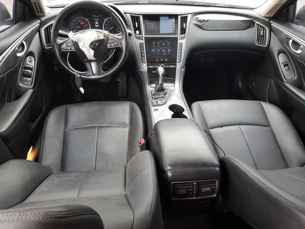 2017 INFINITI Q50