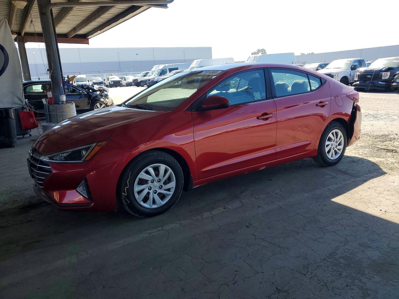 2020 HYUNDAI ELANTRA SE — Front 3/4