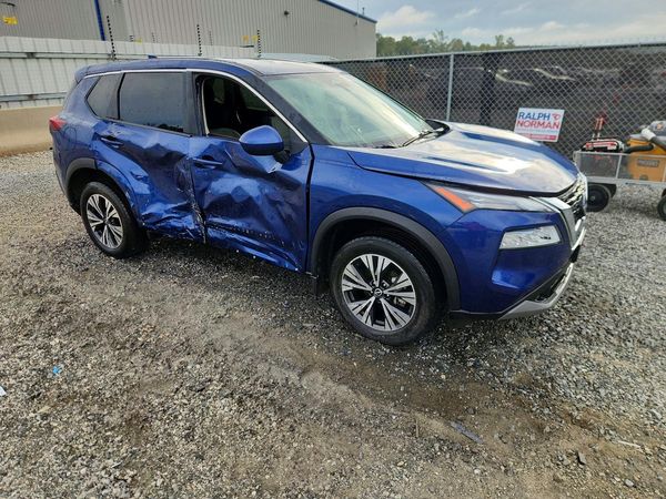 2023 NISSAN ROGUE SV — Passenger 3/4