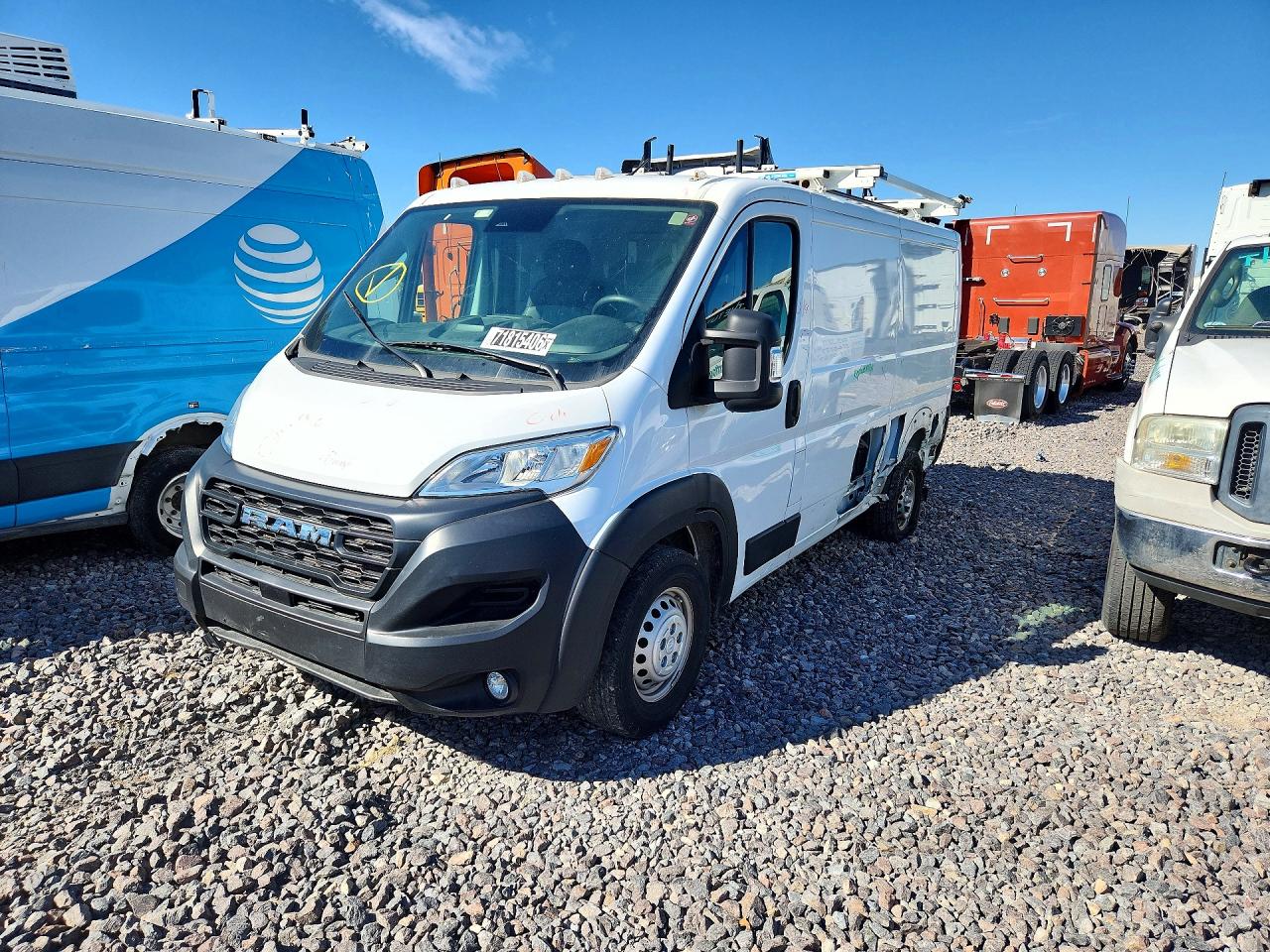 2024 RAM PROMASTER 2500 — Front 3/4