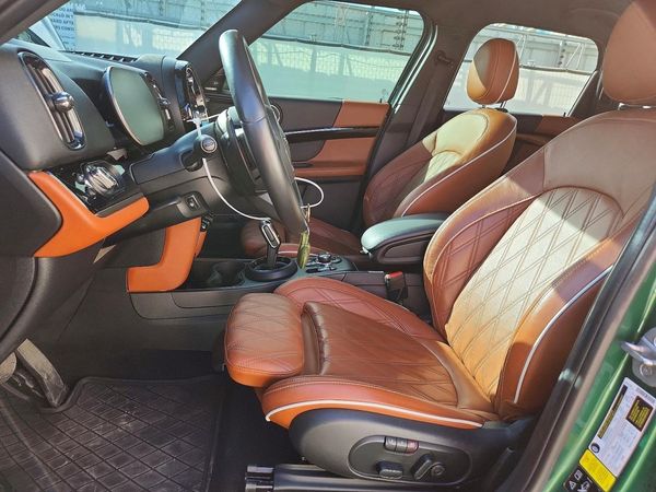2022 MINI COOPER — DENT