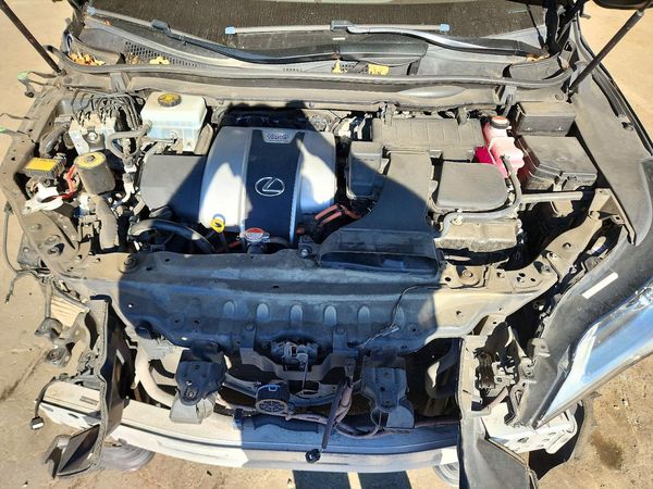 2016 LEXUS RX 450H — Engine bay