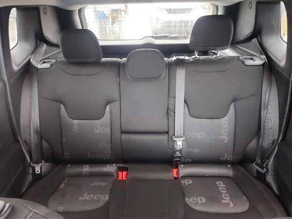 2016 JEEP RENEGADE — SUVN
