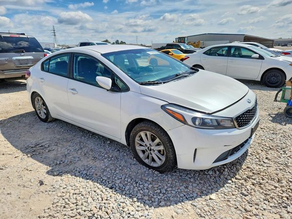 2017 KIA FORTE LX Popular, S — Passenger 3/4