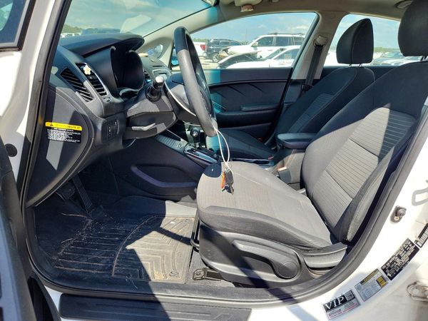 2017 KIA FORTE LX Popular, S — DENT