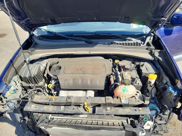 2017 JEEP RENEGADE — Engine bay