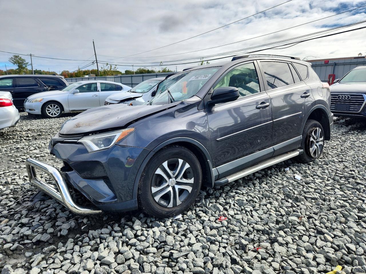 2017 TOYOTA RAV4 LE — Front 3/4