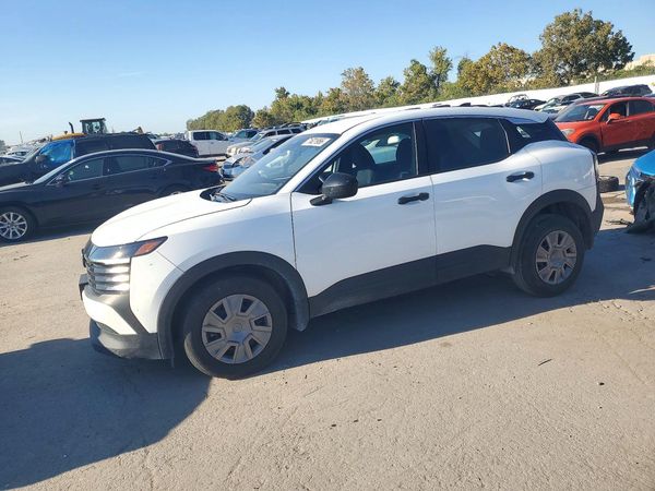 2026 NISSAN KICKS S — Front 3/4