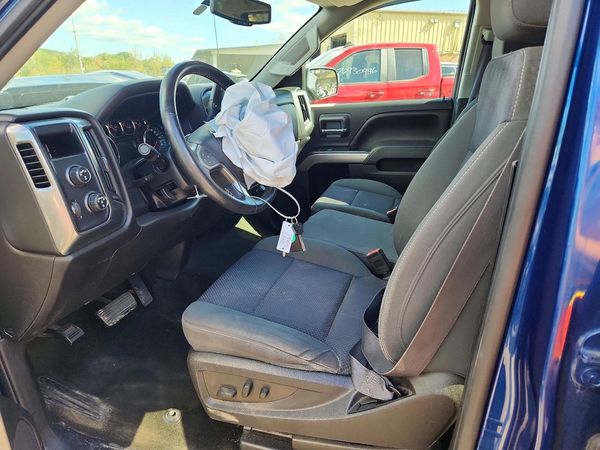 2017 CHEVROLET SILVERADO LT — DENT