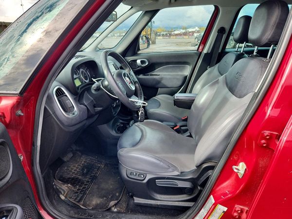 2014 FIAT 500 LOUNGE — DENT