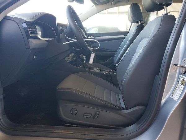 2025 VOLKSWAGEN JETTA SE — DENT