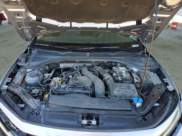 2025 VOLKSWAGEN JETTA SE — Engine bay