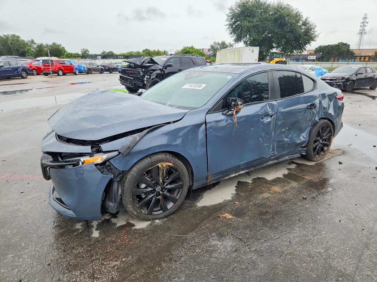 2023 MAZDA 3 Preferred Package — Front 3/4
