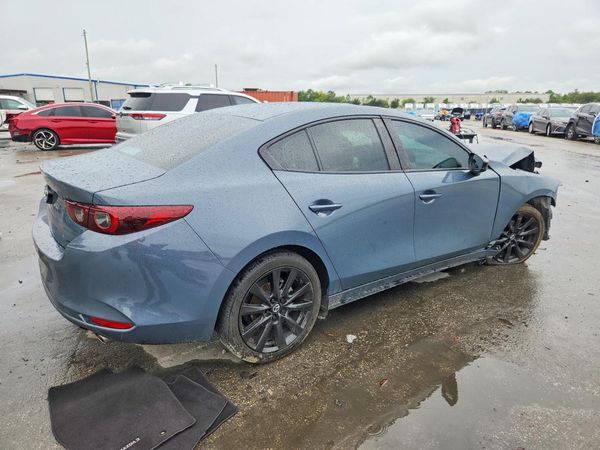 2023 MAZDA 3 Preferred Package — PSRA