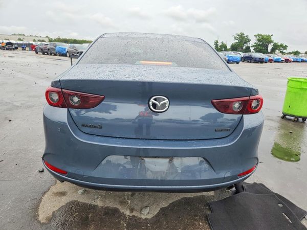 2023 MAZDA 3 Preferred Package — DIRR