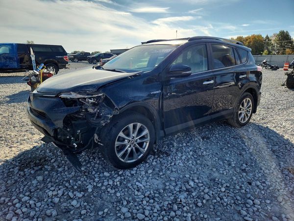 2018 TOYOTA RAV4 — DSFA — Front 3/4