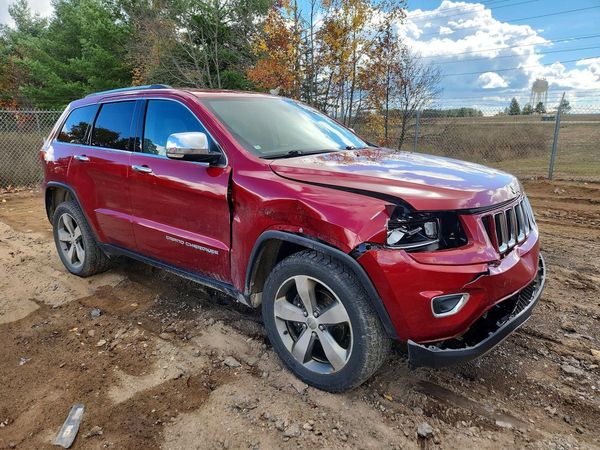 2015 JEEP GRAND CHEROKEE Limited — Passenger 3/4