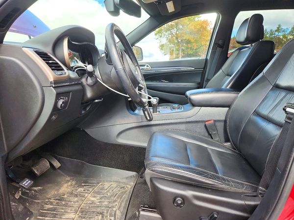 2015 JEEP GRAND CHEROKEE Limited — DENT