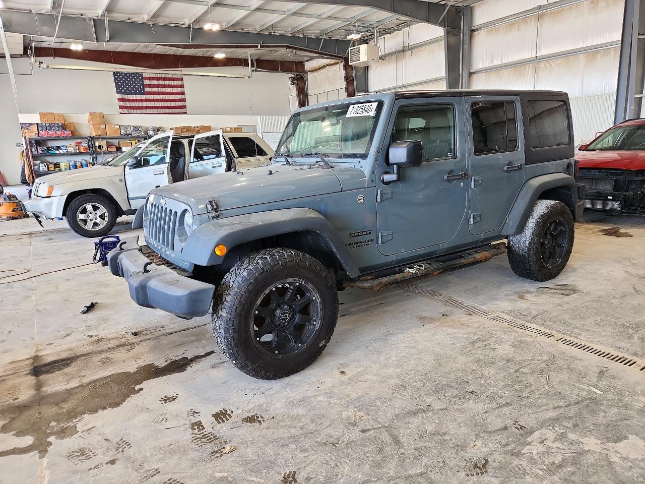 2015 JEEP WRANGLER UNLIMITED Sport — Front 3/4