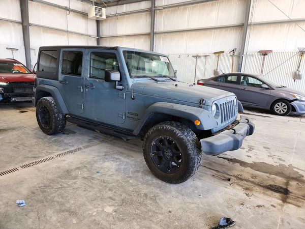 2015 JEEP WRANGLER UNLIMITED Sport — Passenger 3/4