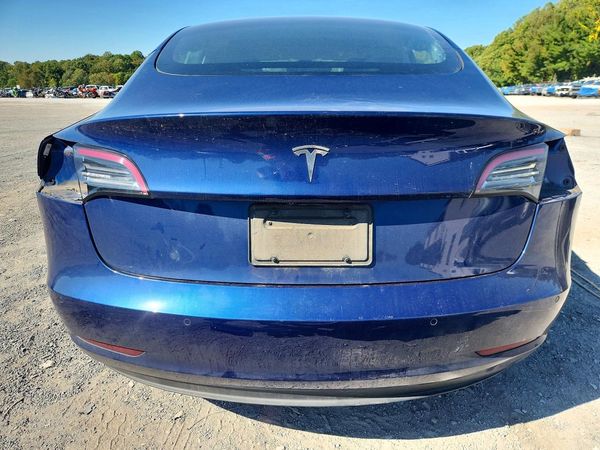 2022 TESLA MODEL 3 — DIRR