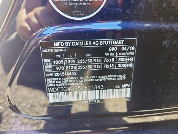 2018 MERCEDES-BENZ GLA GLA250-4M — VINS