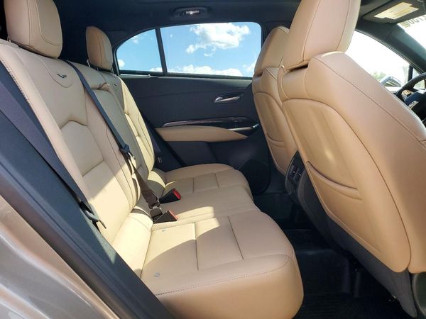 2025 CADILLAC XT4 Premium Luxury — PSRS