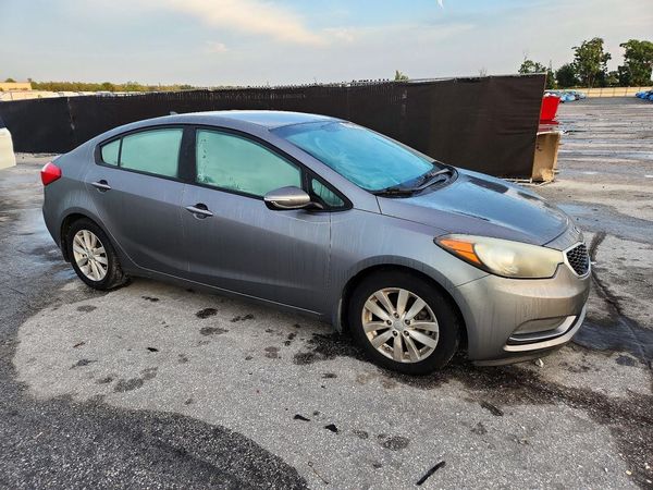 2016 KIA FORTE — Passenger 3/4