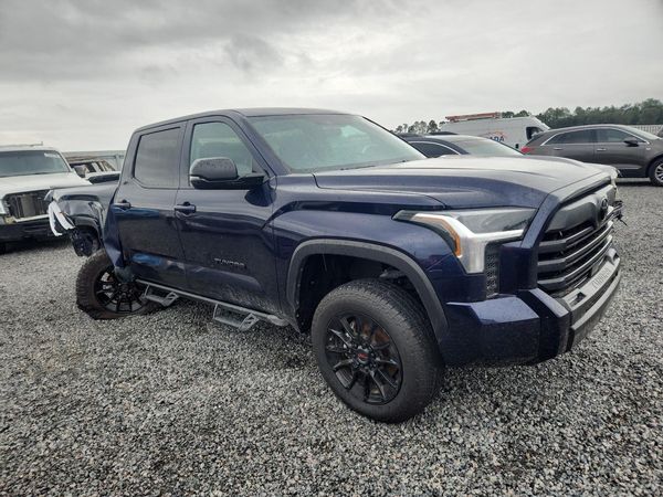2024 TOYOTA TUNDRA SR5 — Passenger 3/4