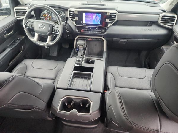 2024 TOYOTA TUNDRA SR5 — CKPT