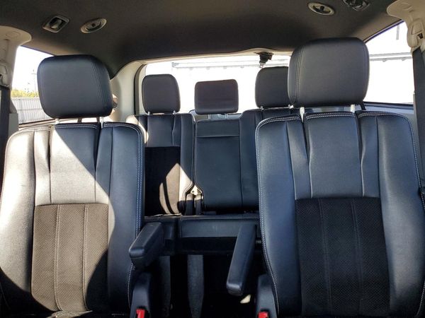 2015 DODGE GRAND CARAVAN SE — SUVN
