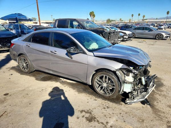 2025 HYUNDAI ELANTRA SEL Sport — Passenger 3/4