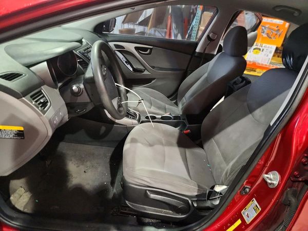 2015 HYUNDAI ELANTRA GLS(Middle) — DENT