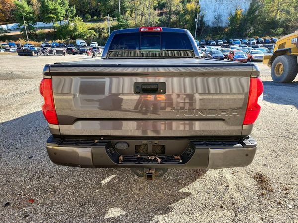 2019 TOYOTA TUNDRA SR5 Grade — DIRR